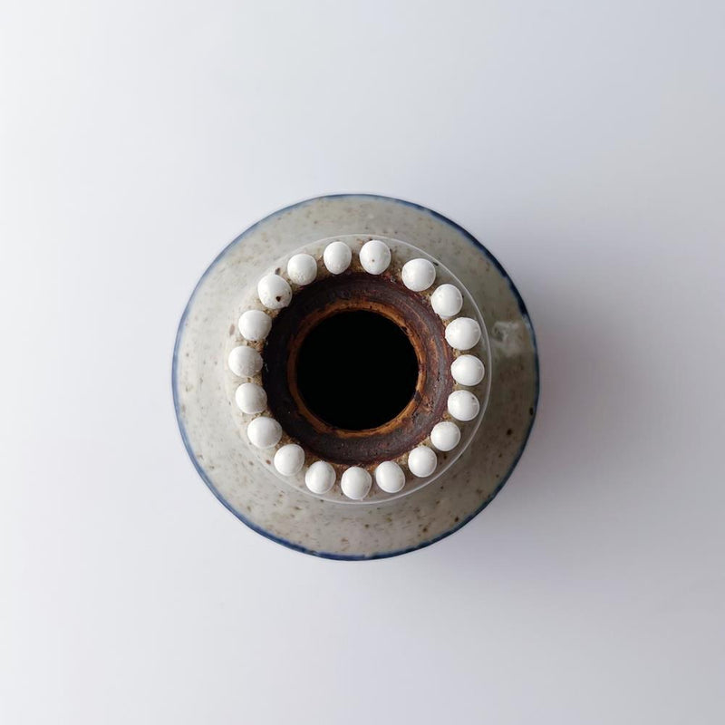 【お取り置き】シルヴィア・レウショヴィウス Sylvia Leuchovius 白の粒粒が可愛い花瓶　スタジオ作品 5R6J055