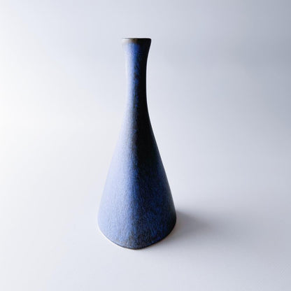 ベルント・フリーベリ Berndt Friberg セレクタ(Selecta)　青  三角の花瓶  5R10O058